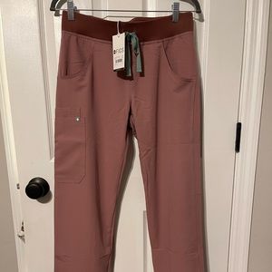 NEW WITH TAGS NEVER WORN Mineral mauve Figs pants